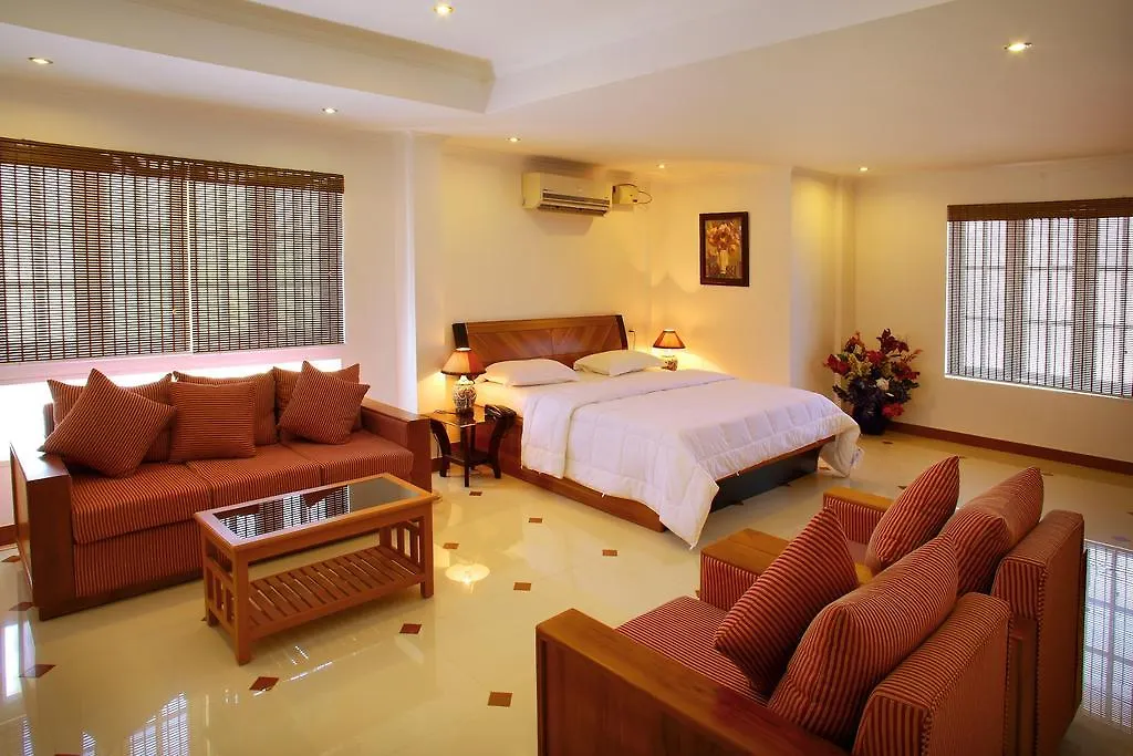 **  Phils' Residency & Banquets Hotel Kochi India
