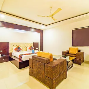 Fabhotel Transit Delhi Airport Mahipalpur 3* New Delhi