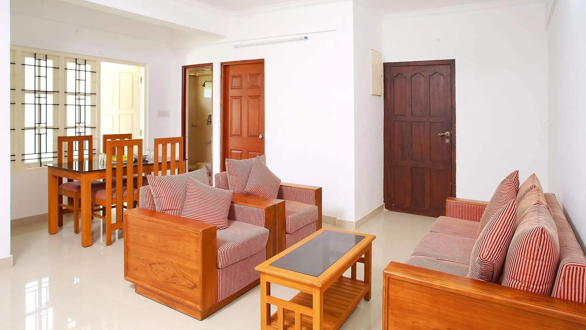 Hotel Phils' Residency & Banquets Kochi